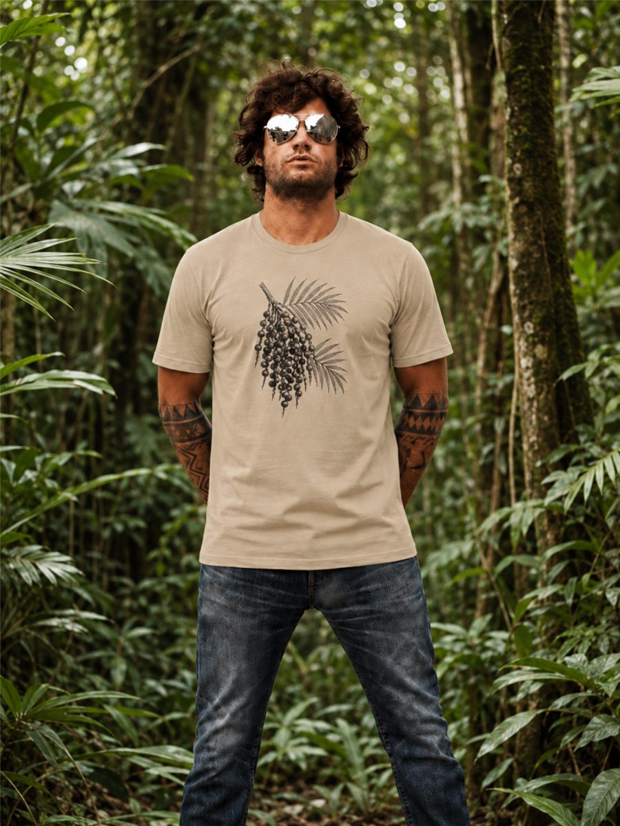 A&ccedil;a&iacute; botanical tee.